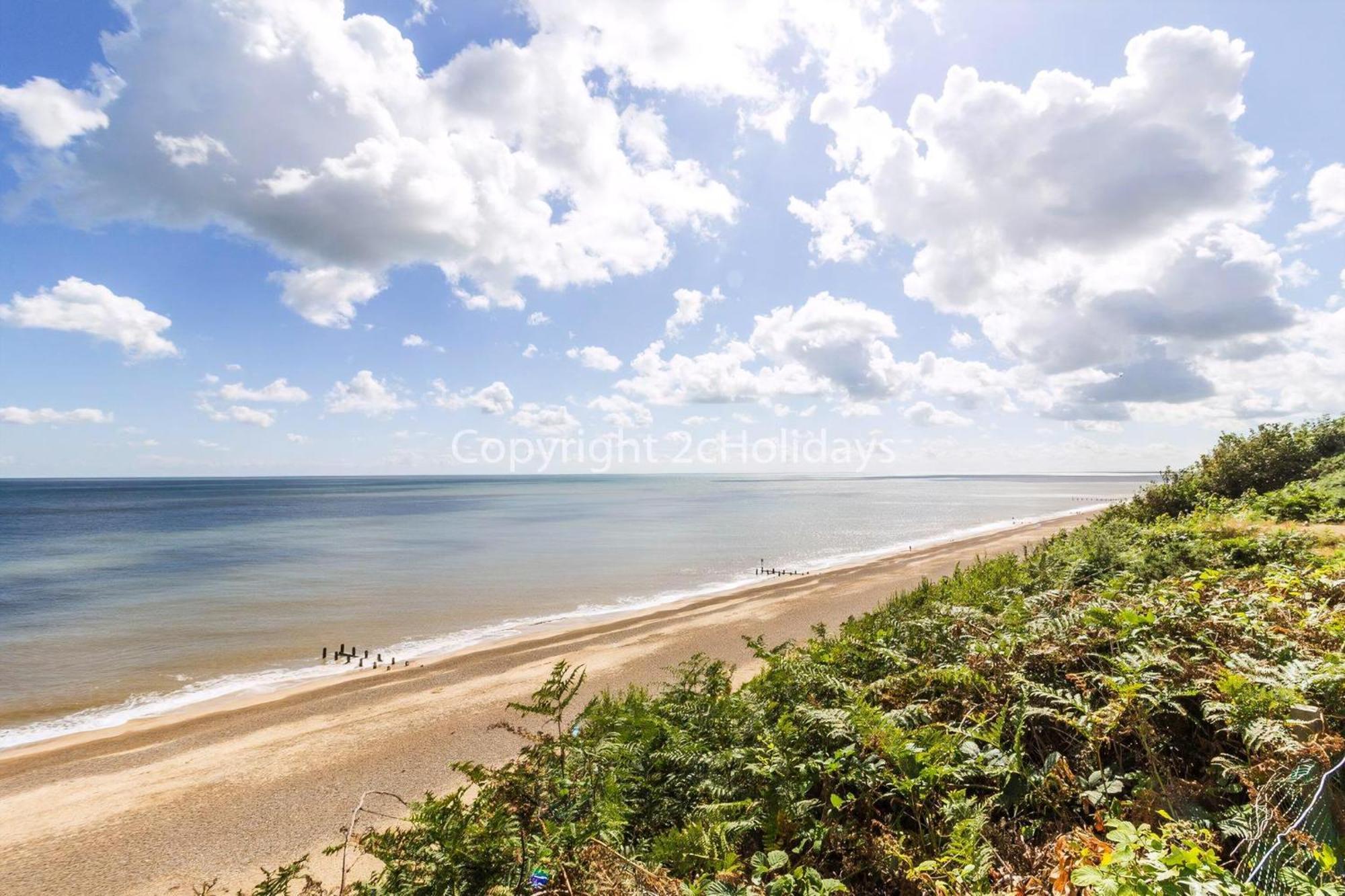 Brilliant Caravan With A Partial Sea View In Suffolk Ref 32026Az Lowestoft Zewnętrze zdjęcie
