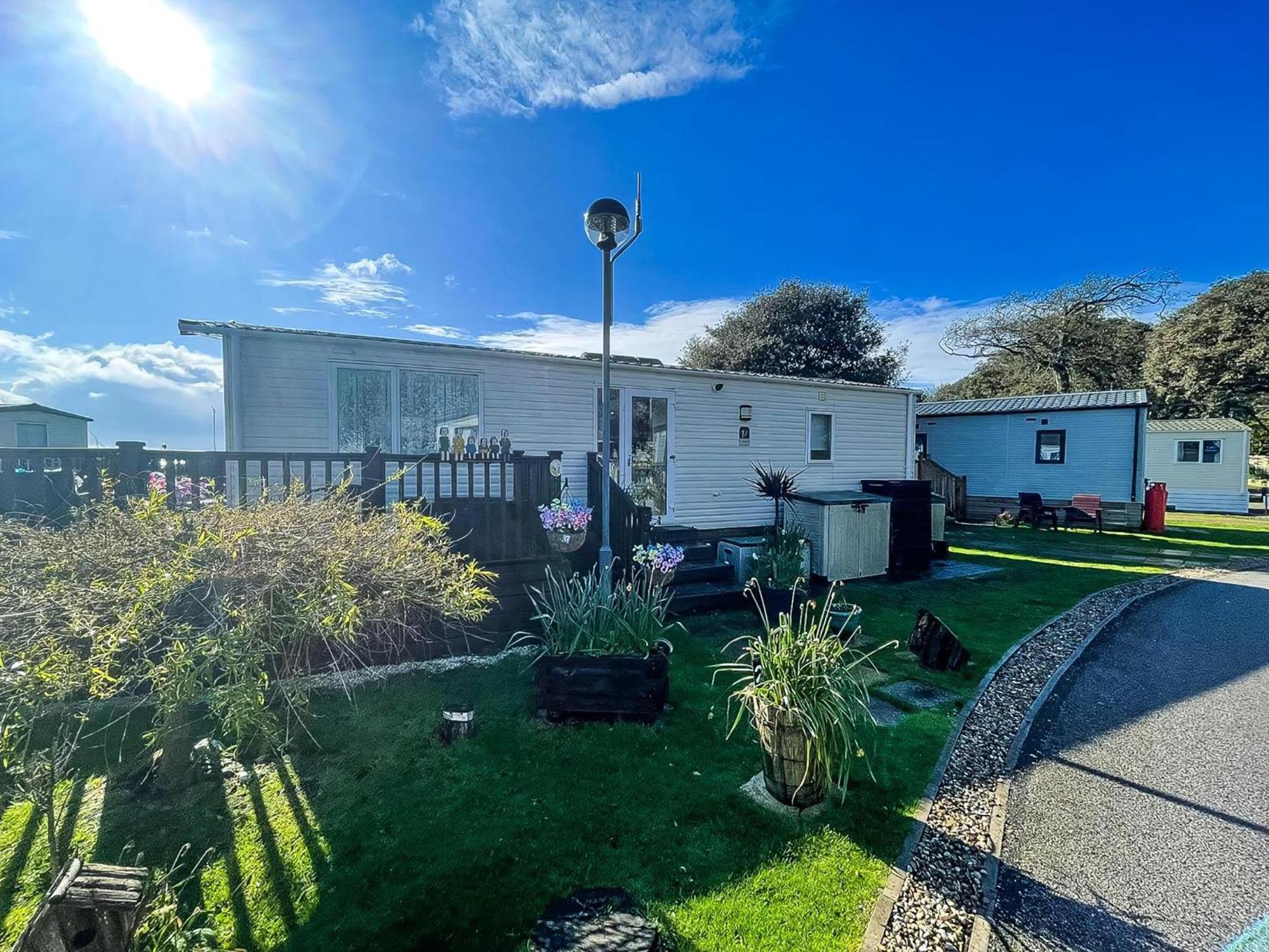 Brilliant Caravan With A Partial Sea View In Suffolk Ref 32026Az Lowestoft Zewnętrze zdjęcie